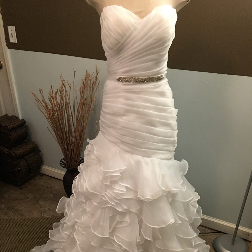 Strapless Sweetheart Wedding Gown With  Ruffles
